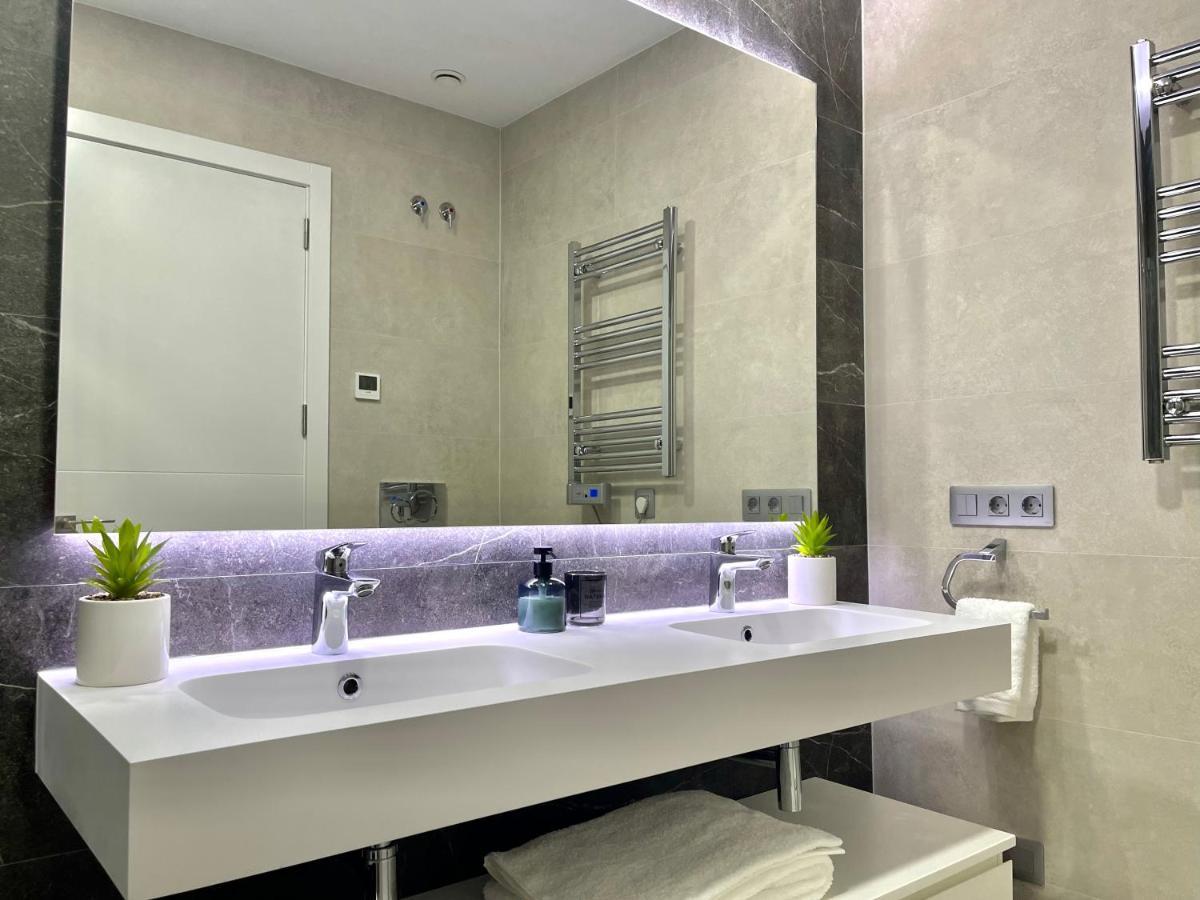 Luxury With Stunning Sea Views In Sunset Cliff Appartement